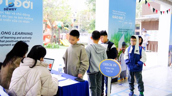 Học bổng Mastery: Khám phá hành trình chinh phục tri thức tại Dewey Cầu Giấy