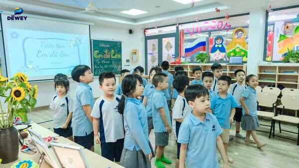 Bé chia sẻ về món đồ yêu thích