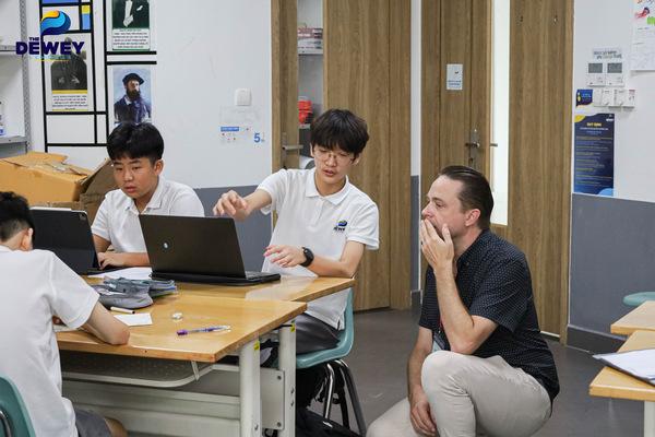 Buổi đào tạo về dạy học phân hóa.