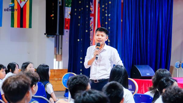 học sinh chia sẻ cảm nhận