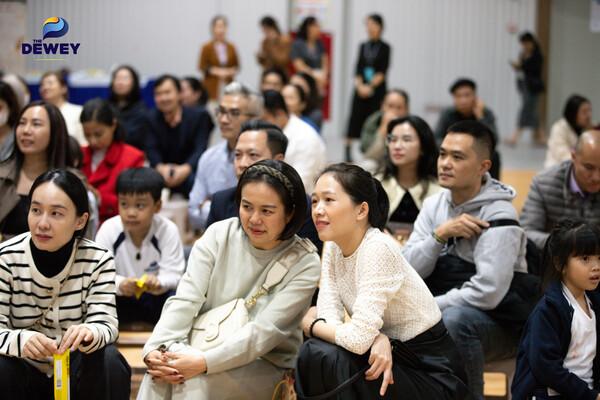 Không khí sôi nổi trong phần hỏi đáp