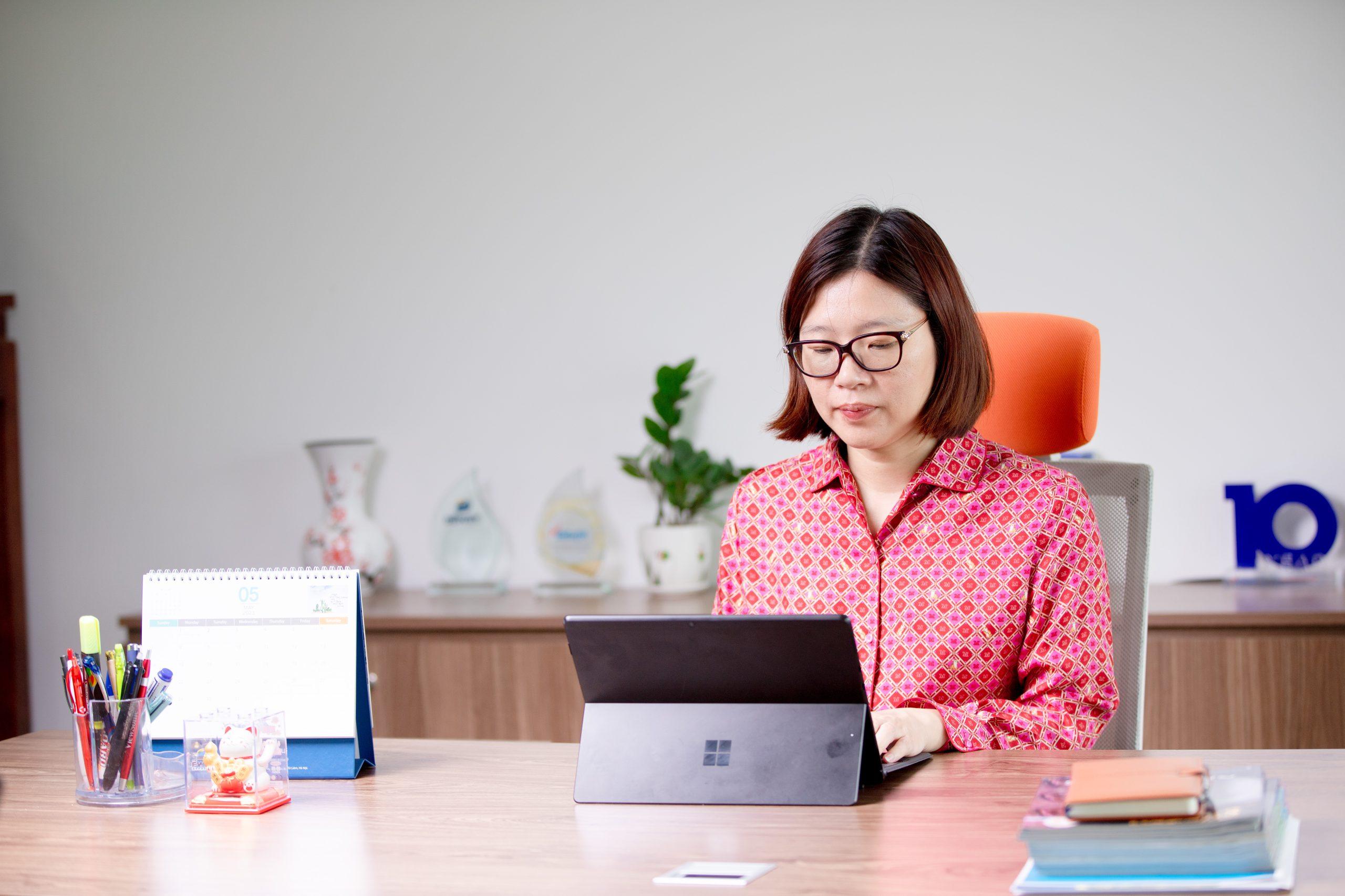 Xây dựng bộ giá trị cốt lõi cho giáo viên, nhân viên và học sinh